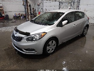 2016 Kia Forte, VIN KNAFK5A80G5636952. Zdjęcie 2 z 6 z aukcji IAAI. Katalog aut z USA OpenDataCar.