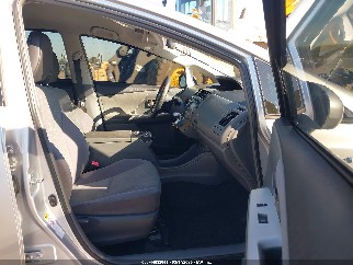 2013 Toyota Prius V, VIN JTDZN3EU1D3265388. Фото 5 з 6 з аукціону IAAI. Каталог авто зі США OpenDataCar.