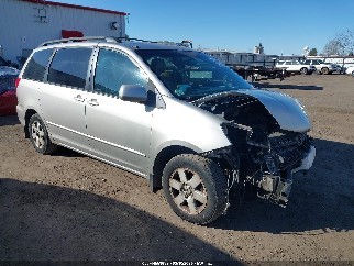 2004 Toyota Sienna, VIN 5TDZA22C24S075986. Фото 1 з 6 з аукціону IAAI. Каталог авто зі США OpenDataCar.