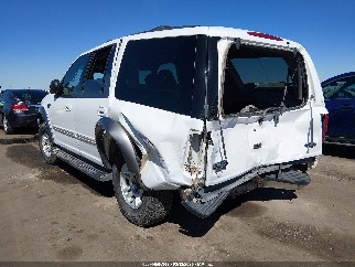 2002 Ford Expedition, VIN 1FMFU16L02LA22714. Фото 3 з 6 з аукціону IAAI. Каталог авто зі США OpenDataCar.