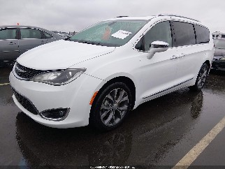 2017 Chrysler Pacifica, VIN 2C4RC1GG8HR544772. Фото 2 из 6 с аукциона IAAI. Каталог авто из США OpenDataCar.