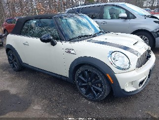 2015 Mini Convertible, VIN WMWZP3C52FT708136. Фото 1 из 6 с аукциона IAAI. Каталог авто из США OpenDataCar.