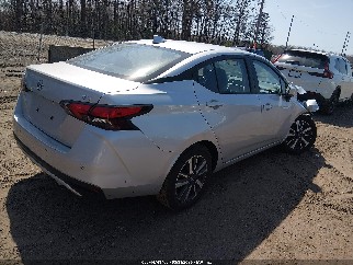 2024 Nissan Versa, VIN 3N1CN8EV9RL903154. Фото 4 з 6 з аукціону IAAI. Каталог авто зі США OpenDataCar.