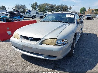 1995 Ford Mustang, VIN 1FALP45T5SF110681. Фото 2 з 6 з аукціону IAAI. Каталог авто зі США OpenDataCar.