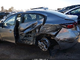 2015 Mazda 3, VIN JM1BM1V78F1261582. Фото 6 з 6 з аукціону IAAI. Каталог авто зі США OpenDataCar.
