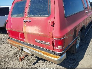 1990 Chevrolet Suburban, VIN 1GNEV16K0LF180725. Фото 6 з 6 з аукціону IAAI. Каталог авто зі США OpenDataCar.