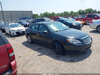 2011 Chrysler 200, VIN 1C3BC1FG0BN503225. Фото 1 з 6 з аукціону IAAI. Каталог авто зі США OpenDataCar.