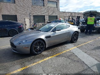 2008 Aston martin V8 Vantage, VIN SCFBF03B68GC08525. Фото 2 з 6 з аукціону IAAI. Каталог авто зі США OpenDataCar.