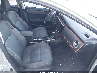 2017 Toyota Corolla, VIN 5YFBURHEXHP700580. Фото 5 з 6 з аукціону IAAI. Каталог авто зі США OpenDataCar.