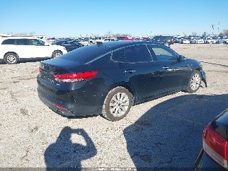 2018 Kia Optima, VIN 5XXGU4L31JG196627. Фото 4 з 6 з аукціону IAAI. Каталог авто зі США OpenDataCar.