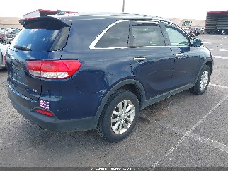 2016 Kia Sorento, VIN 5XYPG4A33GG177284. Фото 4 з 6 з аукціону IAAI. Каталог авто зі США OpenDataCar.