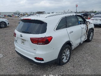2019 Kia Sorento, VIN 5XYPGDA35KG574813. Фото 4 з 6 з аукціону IAAI. Каталог авто зі США OpenDataCar.