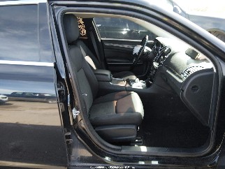 2019 Chrysler 300, VIN 2C3CCAAG1KH626665. Фото 5 з 6 з аукціону IAAI. Каталог авто зі США OpenDataCar.