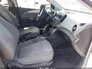 2014 Chevrolet Sonic, VIN 1G1JA6SHXE4170611. Фото 5 з 6 з аукціону IAAI. Каталог авто зі США OpenDataCar.