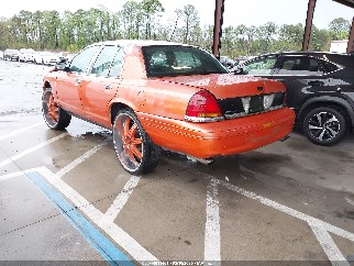 1998 Ford Crown Victoria, VIN 2FAFP73W5WX166450. Фото 3 з 6 з аукціону IAAI. Каталог авто зі США OpenDataCar.