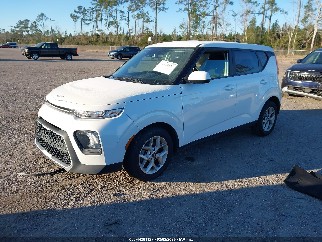 2022 Kia Soul, VIN KNDJ23AU1N7827957. Фото 2 з 6 з аукціону IAAI. Каталог авто зі США OpenDataCar.