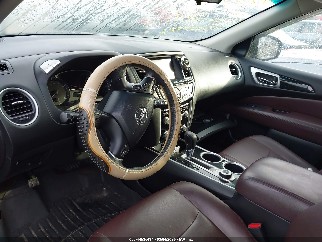 2013 Nissan Pathfinder, VIN 5N1AR2MM1DC643282. Фото 5 з 6 з аукціону IAAI. Каталог авто зі США OpenDataCar.