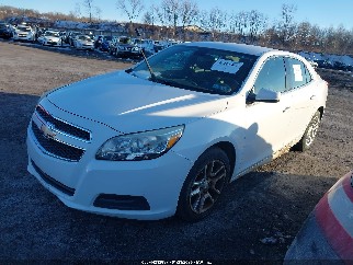 2013 Chevrolet Malibu, VIN 1G11D5RR7DF121742. Фото 2 з 6 з аукціону IAAI. Каталог авто зі США OpenDataCar.
