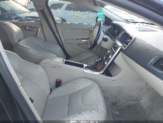 2016 Volvo S60, VIN LYV612TM1GB089575. Фото 5 з 6 з аукціону IAAI. Каталог авто зі США OpenDataCar.