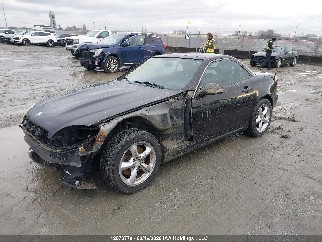 2002 Mercedes-benz SLK-Class, VIN WDBKK65FX2F256633. Фото 2 з 6 з аукціону IAAI. Каталог авто зі США OpenDataCar.