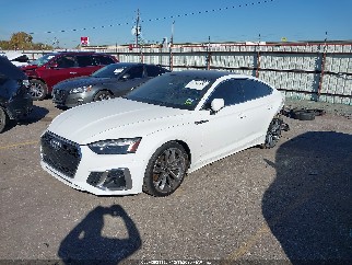 2023 Audi A5 Sportback, VIN WAUFACF55PA032391. Фото 2 з 6 з аукціону IAAI. Каталог авто зі США OpenDataCar.