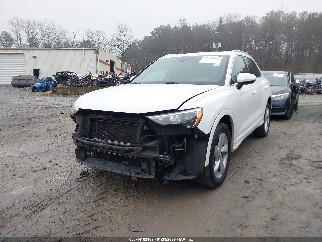 2019 Audi Q3, VIN WA1AECF3XK1081900. Фото 2 з 6 з аукціону IAAI. Каталог авто зі США OpenDataCar.