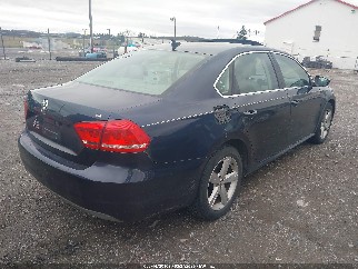 2012 Volkswagen Passat, VIN 1VWBP7A36CC041626. Zdjęcie 4 z 6 z aukcji IAAI. Katalog aut z USA OpenDataCar.
