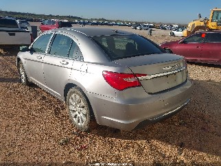 2014 Chrysler 200, VIN 1C3CCBAB5EN213802. Фото 3 из 6 с аукциона IAAI. Каталог авто из США OpenDataCar.