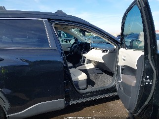 2024 Toyota Corolla Cross, VIN 7MUDAAAG3RV116454. Фото 5 з 6 з аукціону IAAI. Каталог авто зі США OpenDataCar.