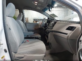 2011 Toyota Sienna, VIN 5TDKK3DC8BS162290. Фото 5 з 6 з аукціону IAAI. Каталог авто зі США OpenDataCar.