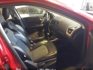 2018 Jeep Compass, VIN 3C4NJDBB2JT192566. Фото 5 з 6 з аукціону IAAI. Каталог авто зі США OpenDataCar.