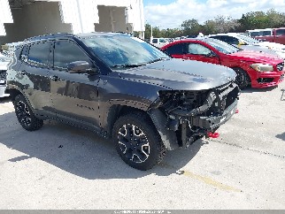 2020 Jeep Compass, VIN 3C4NJDDB7LT106541. Фото 1 из 6 с аукциона IAAI. Каталог авто из США OpenDataCar.