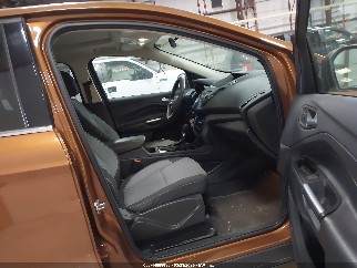 2017 Ford Escape, VIN 1FMCU9G94HUC52781. Фото 5 з 6 з аукціону IAAI. Каталог авто зі США OpenDataCar.