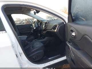 2019 Jeep Cherokee, VIN 1C4PJMDX1KD452237. Фото 5 з 6 з аукціону IAAI. Каталог авто зі США OpenDataCar.