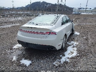 2015 Lincoln MKZ, VIN 3LN6L2J97FR605065. Фото 4 з 6 з аукціону IAAI. Каталог авто зі США OpenDataCar.