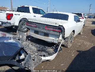 2018 Dodge Challenger, VIN 2C3CDZGGXJH133066. Фото 4 з 6 з аукціону IAAI. Каталог авто зі США OpenDataCar.