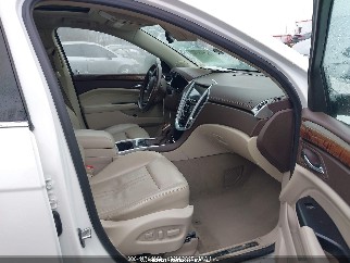 2016 Cadillac SRX, VIN 3GYFNEE35GS543241. Zdjęcie 5 z 6 z aukcji IAAI. Katalog aut z USA OpenDataCar.