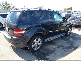2011 Mercedes-benz ML-Class, VIN 4JGBB5GBXBA671790. Фото 4 з 6 з аукціону IAAI. Каталог авто зі США OpenDataCar.