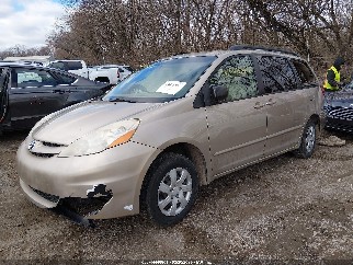 2008 Toyota Sienna, VIN 5TDZK23C48S121772. Фото 2 з 6 з аукціону IAAI. Каталог авто зі США OpenDataCar.