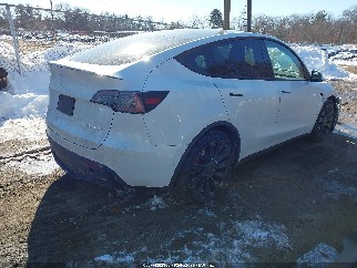 2022 Tesla Model Y, VIN 7SAYGDEF8NF377240. Фото 4 з 6 з аукціону IAAI. Каталог авто зі США OpenDataCar.
