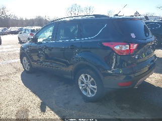 2018 Ford Escape, VIN 1FMCU0GD2JUC34821. Фото 3 з 6 з аукціону IAAI. Каталог авто зі США OpenDataCar.