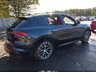 2023 Maserati Grecale, VIN ZN682AVM8P7426498. Фото 4 з 6 з аукціону IAAI. Каталог авто зі США OpenDataCar.