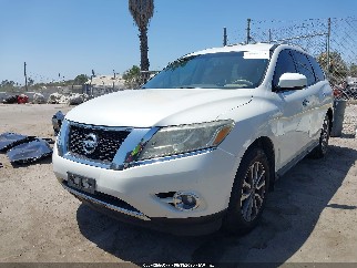 2015 Nissan Pathfinder, VIN 5N1AR2MN7FC634968. Фото 2 з 6 з аукціону IAAI. Каталог авто зі США OpenDataCar.
