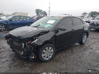 2022 Kia Rio, VIN 3KPA24AD7NE500629. Фото 2 из 6 с аукциона IAAI. Каталог авто из США OpenDataCar.