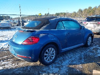2019 Volkswagen Beetle, VIN 3VW5DAAT1KM506670. Фото 4 з 6 з аукціону IAAI. Каталог авто зі США OpenDataCar.