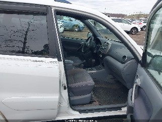 2003 Toyota RAV4, VIN JTEHH20V330261674. Фото 5 з 6 з аукціону IAAI. Каталог авто зі США OpenDataCar.