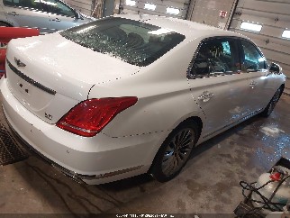 2017 Genesis G90, VIN KMHG34JA6HU029815. Фото 4 з 6 з аукціону IAAI. Каталог авто зі США OpenDataCar.