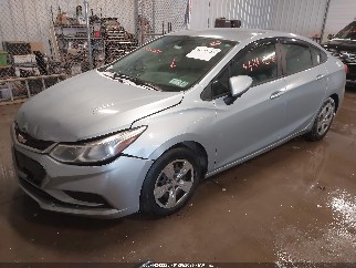 2017 Chevrolet Cruze, VIN 1G1BC5SM3H7240720. Фото 2 з 6 з аукціону IAAI. Каталог авто зі США OpenDataCar.