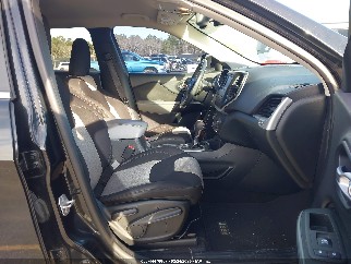 2014 Jeep Cherokee, VIN 1C4PJLCB0EW288309. Фото 5 из 6 с аукциона IAAI. Каталог авто из США OpenDataCar.