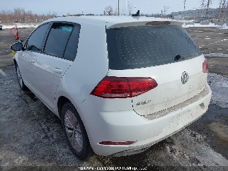 2021 Volkswagen Golf, VIN 3VWG57AUXMM008603. Photo 3 of 6 from IAAI auction. OpenDataCar US salvage catalog.